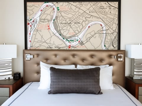 map inspired bedroom
